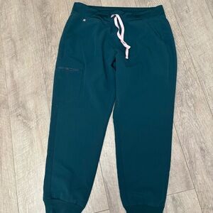 Figs Zamora joggers in the color Caribbean blue